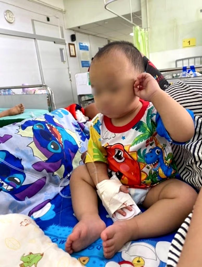 Nurse Accidentally 'Cuts Off One-year-old Boy's Finger With Scissors' In Hospital
