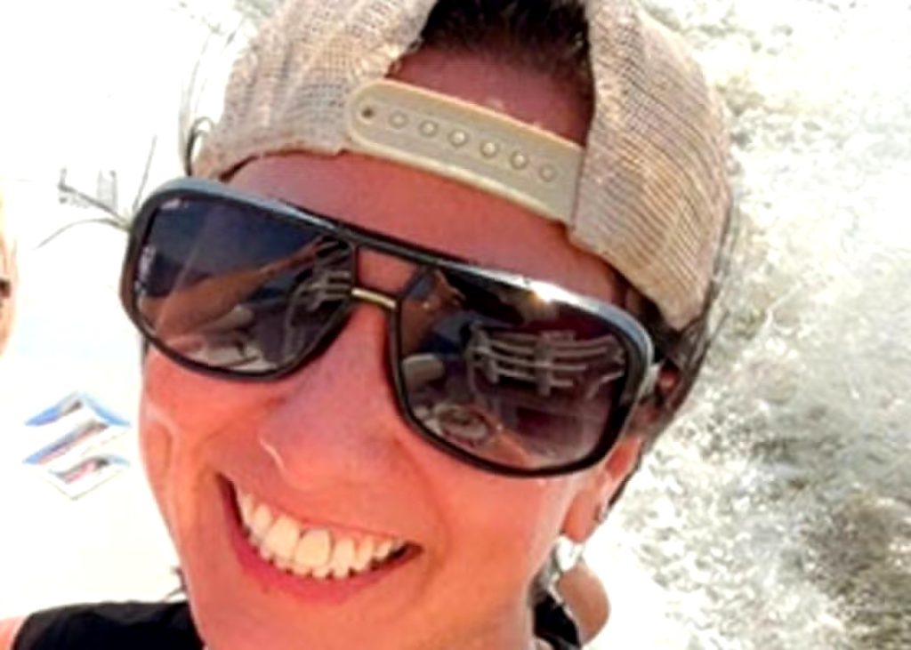 Passengers Stunned As Intoxicated Woman M@sturbates On American Airlines Flight