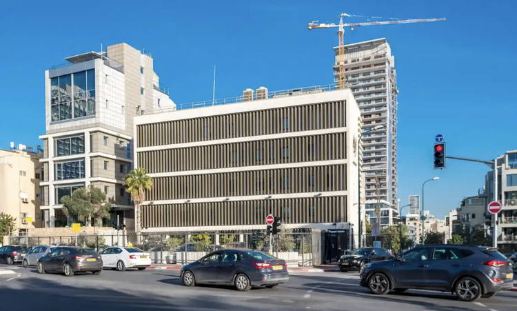 Israel Vows To Shut Down UK's Embassy In Jerusalem After New Sanctions From British Govt