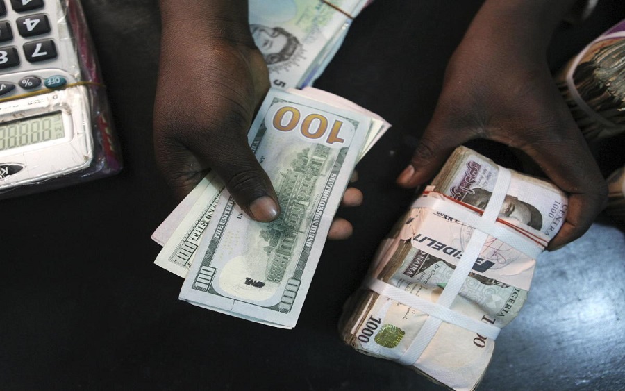 Naira Downtrend Continues As It Exchanges At 456.50 Per Dollar