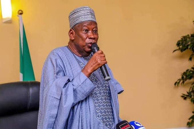 We Will Destroy Commercial Banks In Kano That Refuse To Accept Old Notes — Governor Ganduje Warns