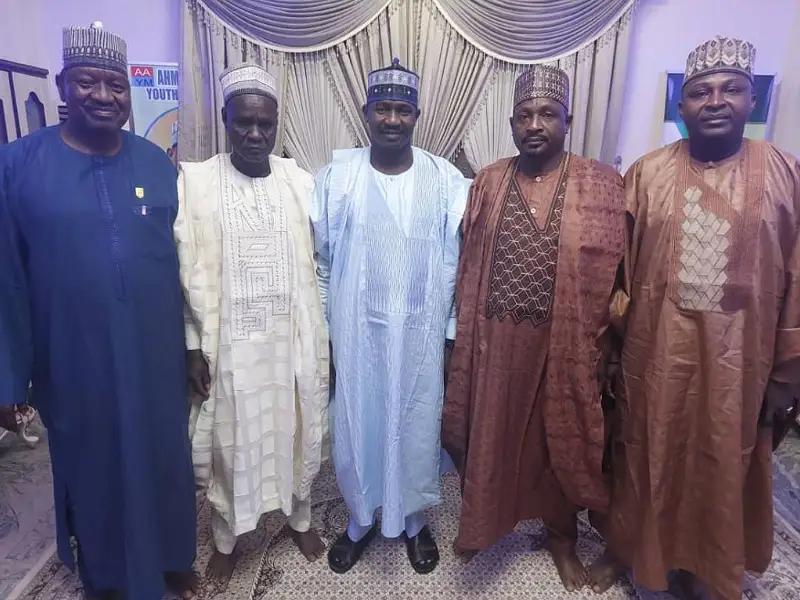 PDP Crisis: Atiku’s Campaign DG, Tambuwal Loses Aide To Tinubu