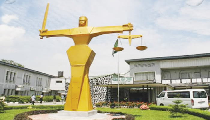 Akwa Ibom Chief Justice Pardons 45 Inmates