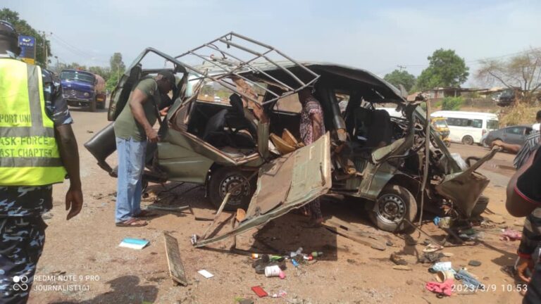 BRAKING: 10 Die In Enugu Fatal Auto Crash 