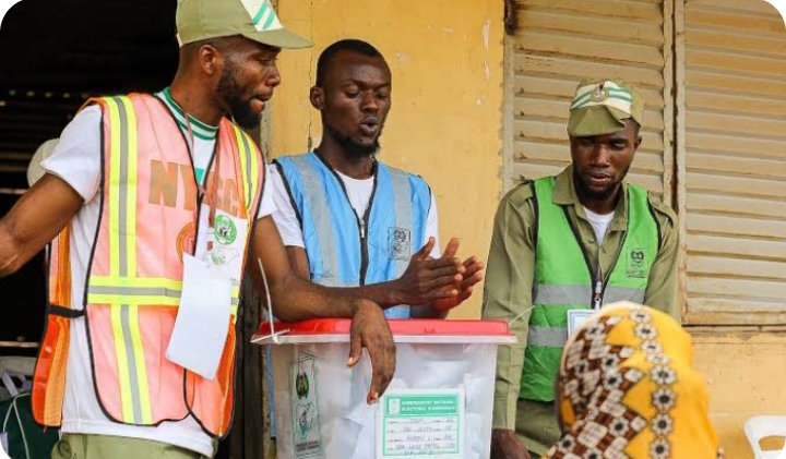 INEC Delays Voting By 15 Minutes Due To Lack Of Ink