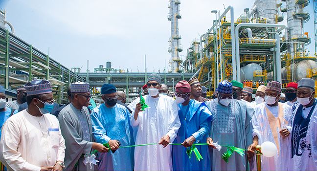 What Buhari Said About Tinubu at Unveiling of Dangote Refinery