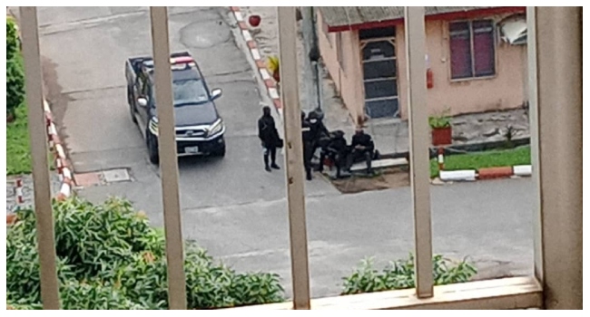 DSS Siege At EFCC Lagos Office Continues