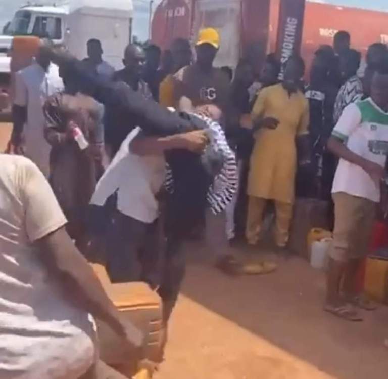 Fuel Subsidy: Drama As Customers Engage In Physical Combat At Fuel Station  [Video]
