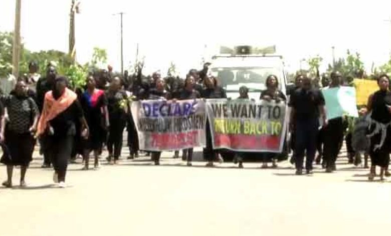 BREAKING: Heavy Protest in Plateau Over Killing of ‘100 People Within Two Days