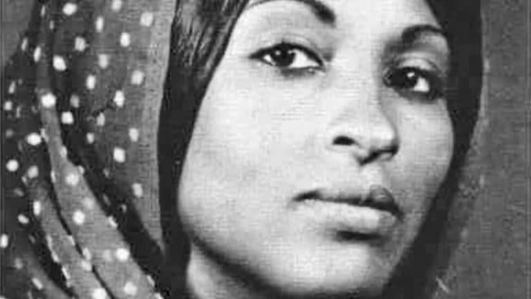 Popular Actress Killed In Exchange Of Fire In Sudan [Pics]