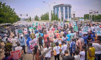 Protesters Storm Presidential Election Tribunal, Abuja, Demands Justice In Ruling On Tinubu's Victory 