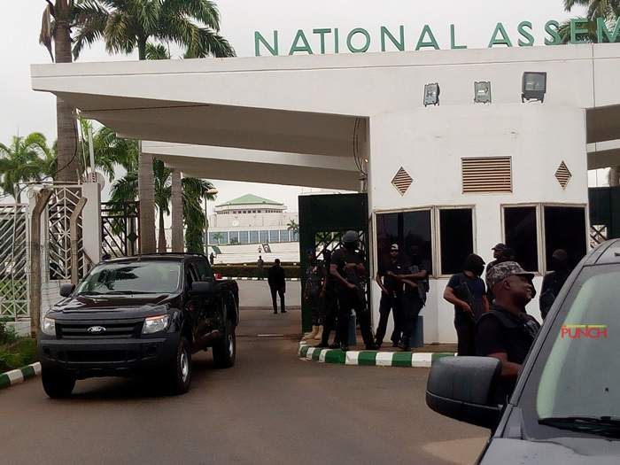 Just In: Aides, Workers Arrested For Carting Away N’Assembly Property