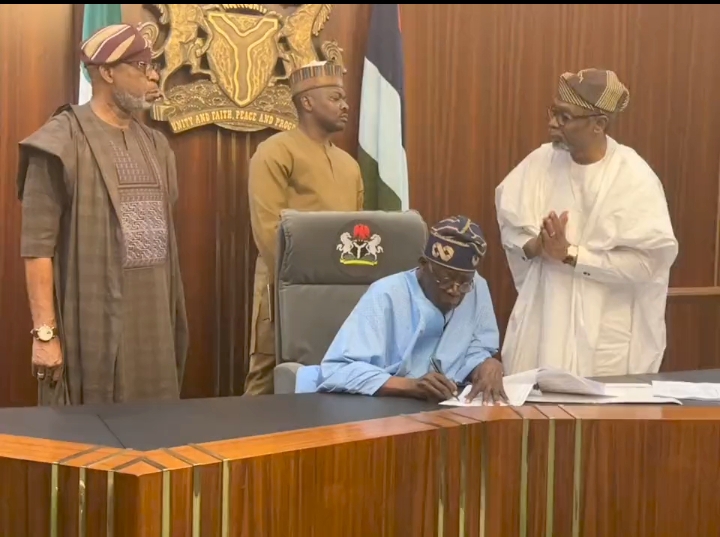 Moment Tinubu Signed Student Loan Bill Into Law [Video]