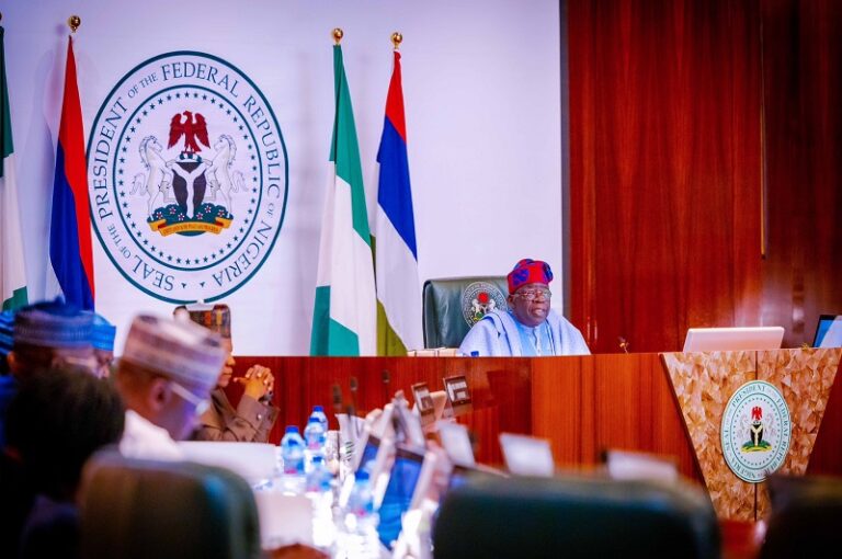 Tinubu Hosts Ibori, Igbinedion, Other Class Of 1999 Governors