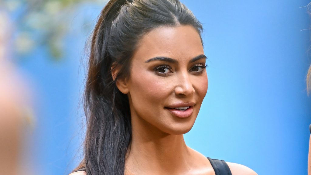 I was a footballer – Kim Kardashian