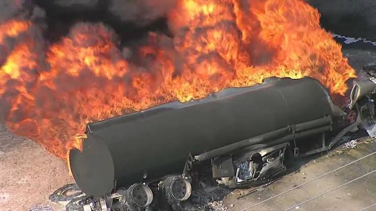 5 Burnt To Ashes In Kwara Fuel Tanker Accident