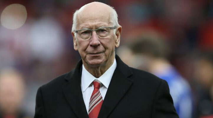 Manchester United Icon Bobby Charlton Is Dead