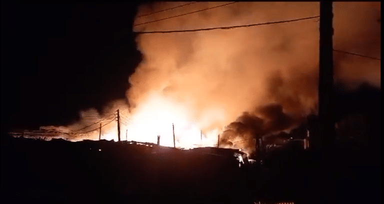 BREAKING: Fire Guts Ladipo Plank Market In Lagos [Video]