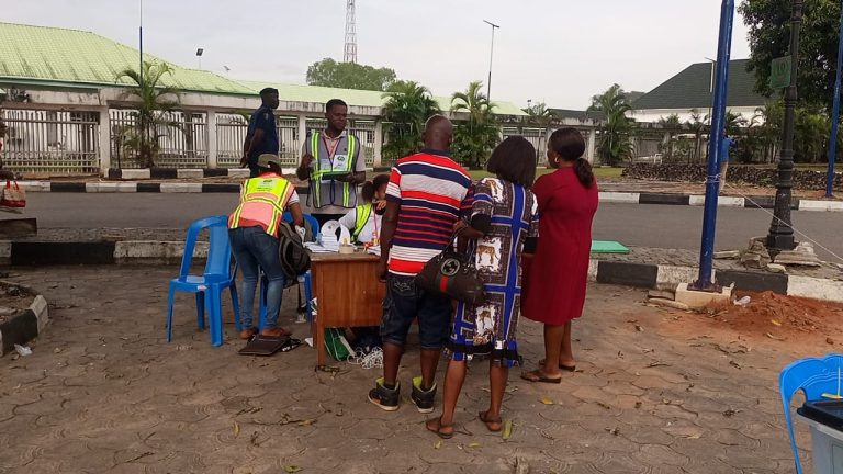 INEC Officials Arrive Polling Units As Voting Begins In Imo