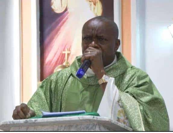 Popular Catholic Priest Joins Battle For Edo Governorship Election
