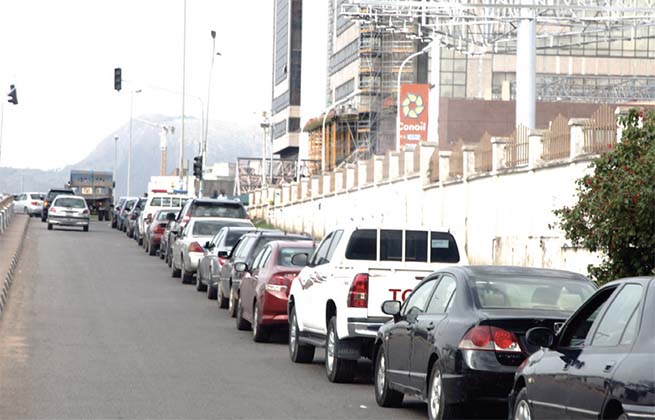 Christmas: Fuel Queues Increase Nationwide Despite Assurances Of Adequate Supply