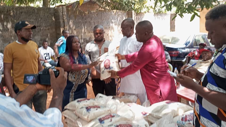 On The News:Booth 2 Booth With Bola Tinubu Distributes Food And Non-food Items To 5,000 Persons In Anambra State [Photos]