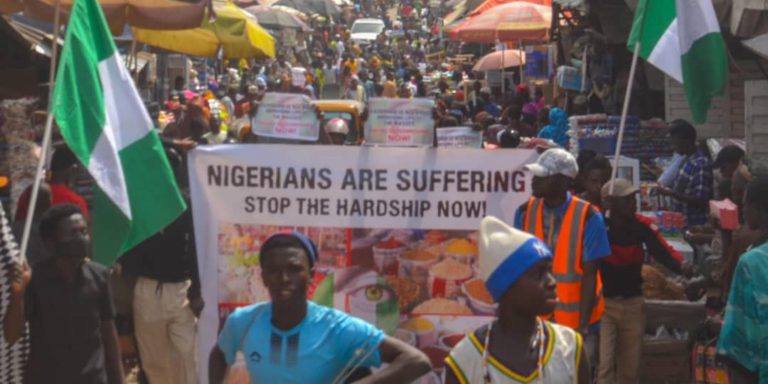 BREAKING: Fresh Protest Erupts In Suleja Over Hardship