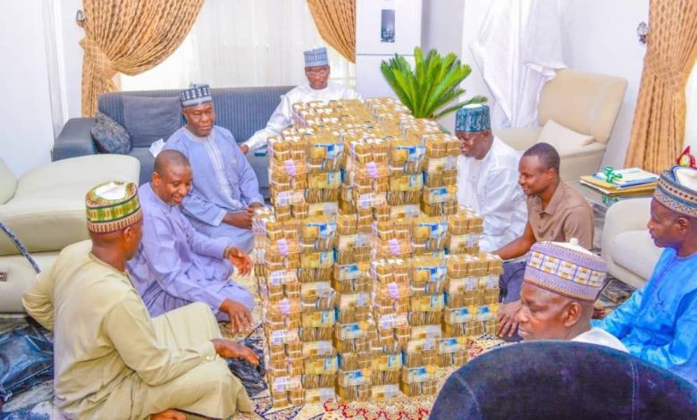 Ramadan: APC Deputy National Chairman Distributes ₦100 Million Cash For Maiduguri Residents