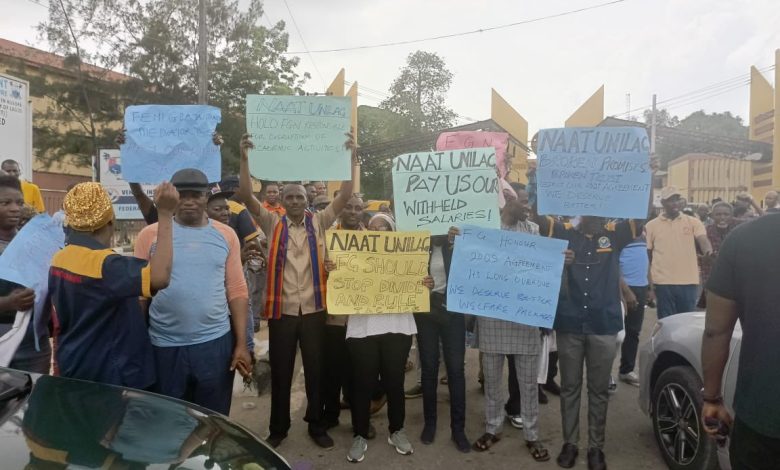 BREAKING: Protesting SSANU, NASU, NAATS Members Block UNILAG Gate As Nationwide Strike Continues