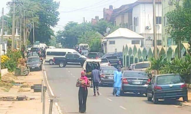 BREAKING: EFCC Barricades Yahaya Bello’s House In Abuja Following ₦84 Billion Fraud Probe
