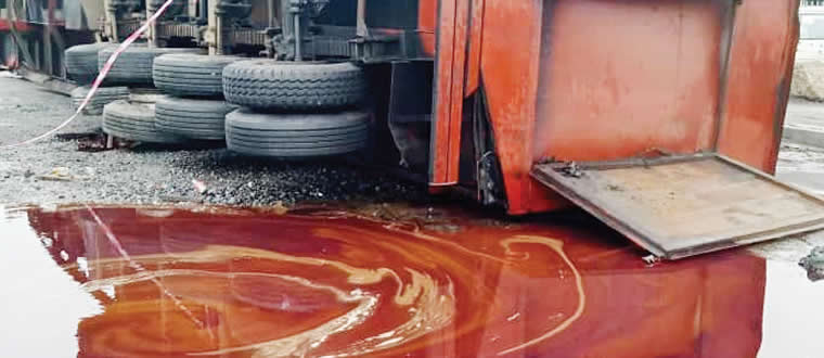 Diesel Truck Crashes Into Bus, kills Two In Ogun