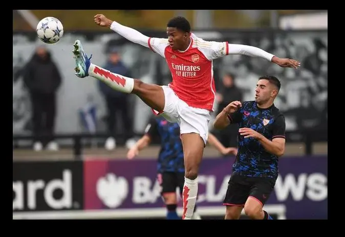 EPL U-18: Nigerian-born Striker, Martin Obi Scores Seven Goals As Arsenal Beat Norwich City 9-0