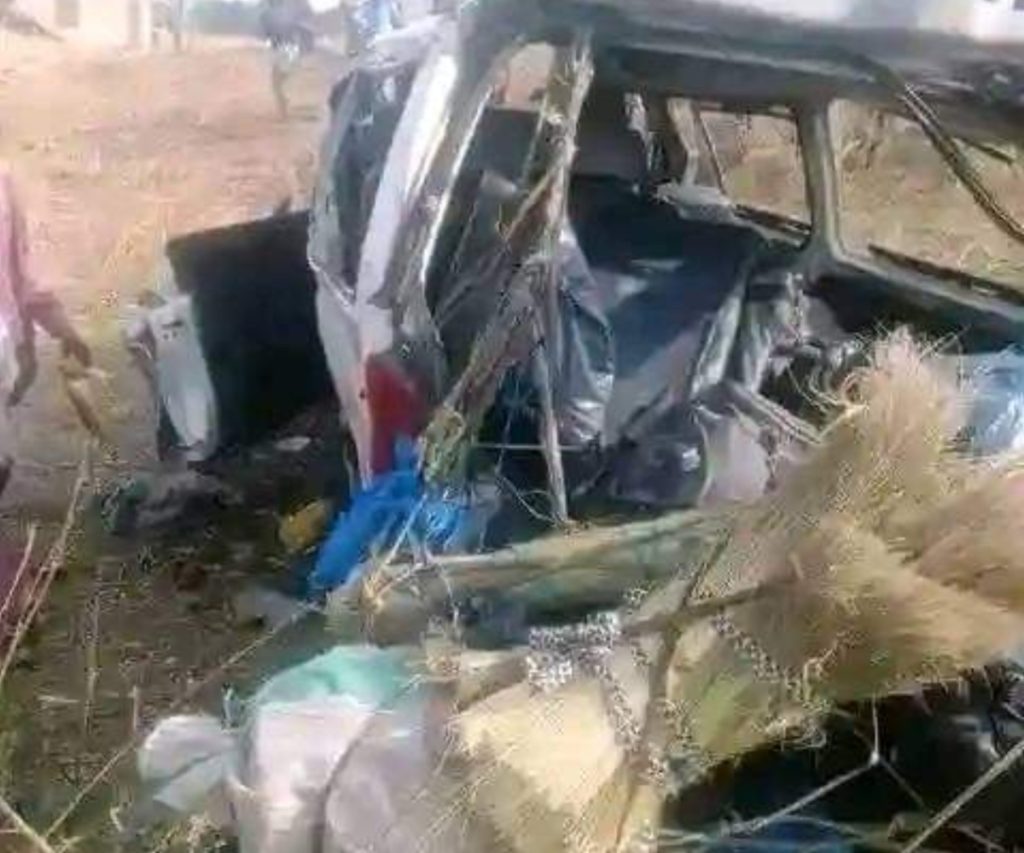 Many Injured As 18-seat Bus Crashes In Taraba
