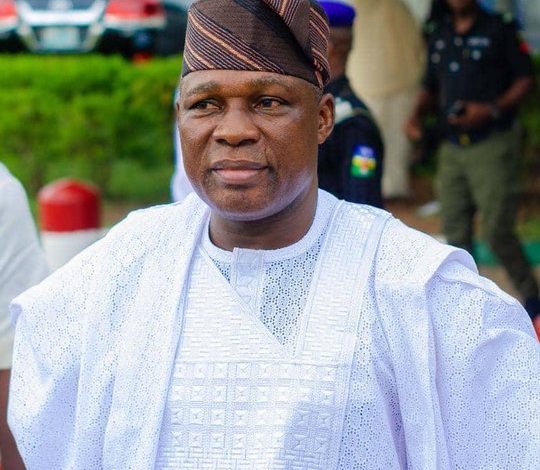 ‘I Gave Money To Influence People To Vote For Me’ – PDP Senator, Oyewumni Confesses