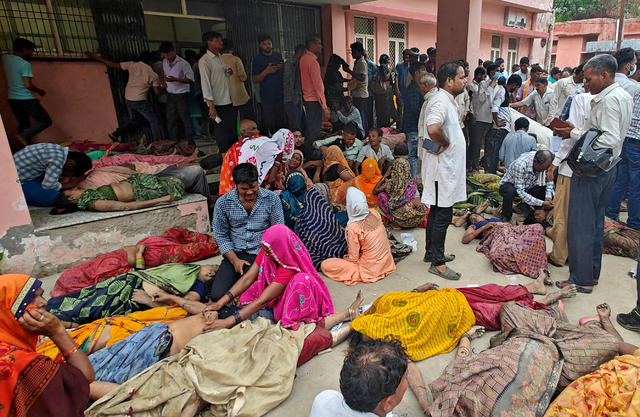 87 Die In Stampede At India’s Religious Gathering [Photos]