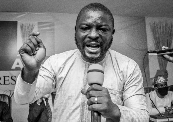 Drama As Nigerians Dig Out Post Of Tinubu’s Aide Calling Ex-President Jonathan A Fool, Idiot As He Mobilise Protest