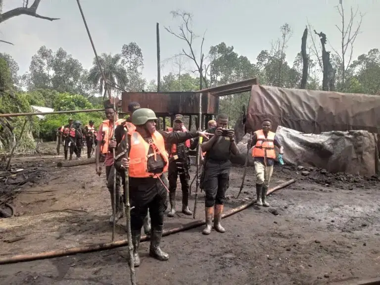 Rivers: Nigerian Navy Uncovers Illegal Mini Refinery In Private Residence