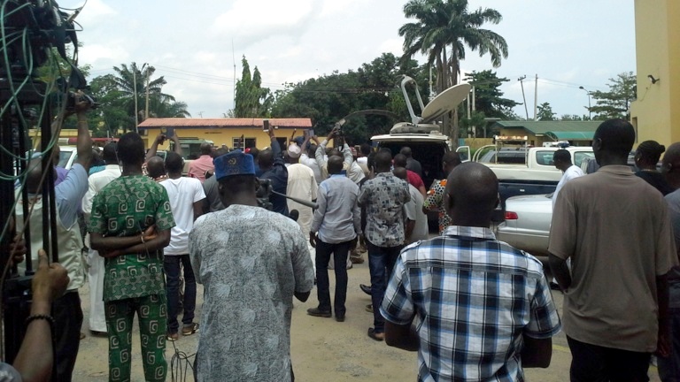 Gunmen Storm Akwa Ibom Hotel, Kidnap Naval Officer, Seven Others
