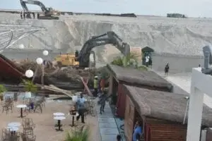 Owners Of 750 Houses Demolished For Lagos-Calabar Highway Sues FG, Says Compensation Ridiculous
