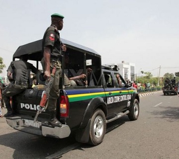 How Security Agents Killed Suspected Kidnapper, Rescued 20 Medical Students