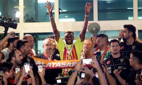 AFCON 2025 Qualifier: Osimhen Storms Super Eagles’ Uyo Camp