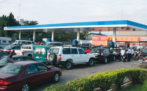Ondo NULGE Chairman Dies After Slumping At Filling Station Amid Fuel Scarcity
