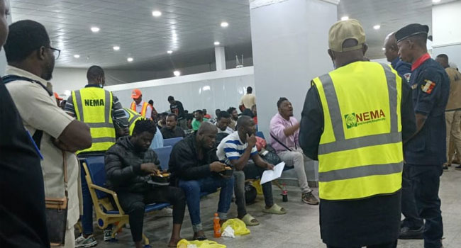 Nigerian Govt Receives 400 Deportees From UAE