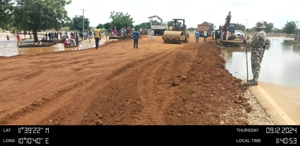 FG Repairs Kano-Maiduguri Road Damaged By Flood