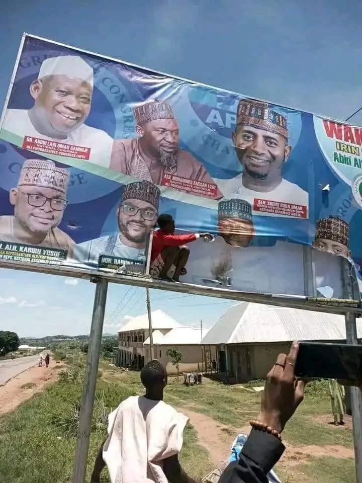 Angry Youths Destroy APC Senator’s Billboards Over Alleged Neglect [Photos]