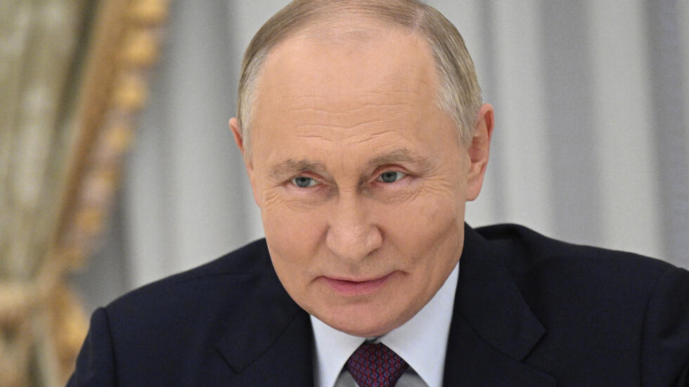 Putin Claims Russia Can Strike Countries Sending Arms to Ukraine for Moscow Attacks