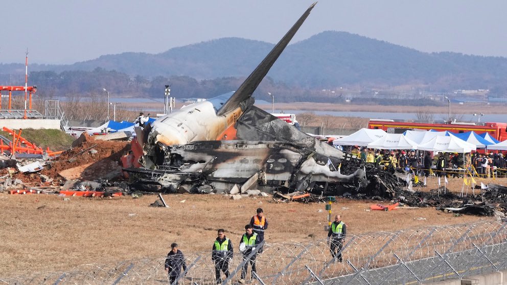 South Korea Plane Crash Leaves 179 Dead, Only Two Crew Members Survive
