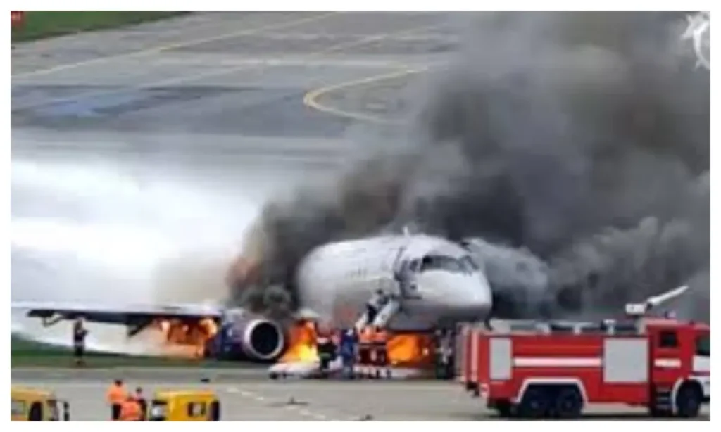 breaking:%20Allied%20Air%20cargo%20aircraft%20crash%20lands%20in%20Abuja