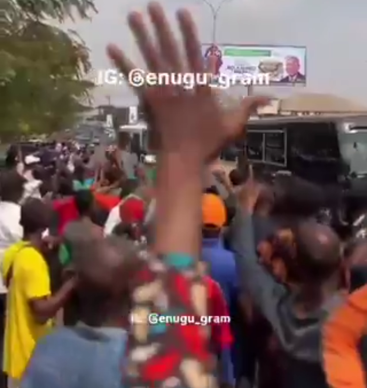 Moment Enugu Residents Hail Tinubu Upon Arrival for Official Visit [Video]