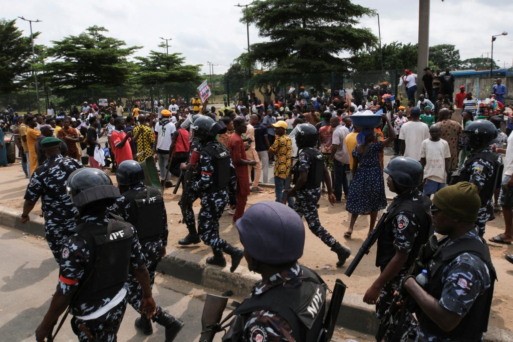 BREAKING: Police Operatives Storm PDP Headquarters Over Tussle For National Secretary Seat
